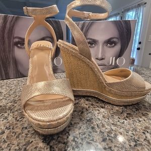 JLO Jennifer Lopez Champagne Ondra Wedge- BRAND NEW/ NEVER WORN! (Original box)